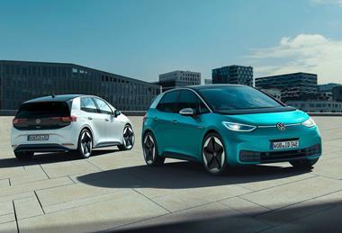 copertina-volkswagen-id-3-la-versione-da-77-kwh