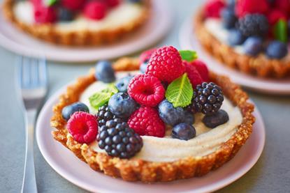 summer_berry_tarts