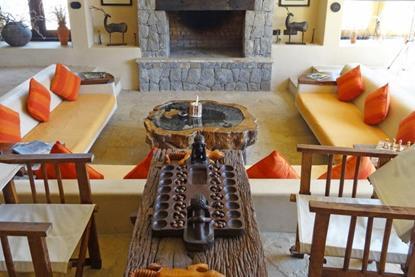 lounge-kanha-earth-lodge-kanha-national-park-india