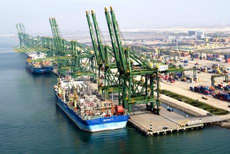 Tianjin container port