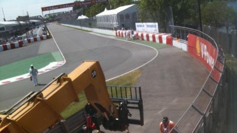 Vettel wrecked RB7.